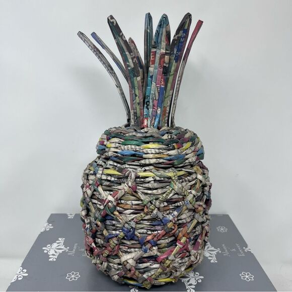 Ten Thousand Villages Fair Trade Hospitality Pineapple Paper Woven Basket - Picture 1 of 11
